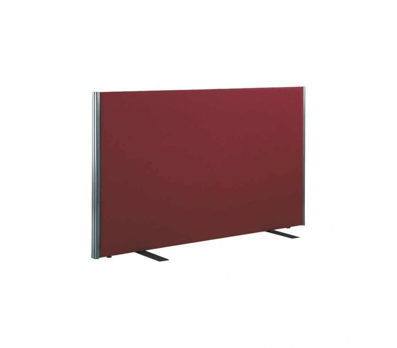 Floor standing fabric screen - MTO