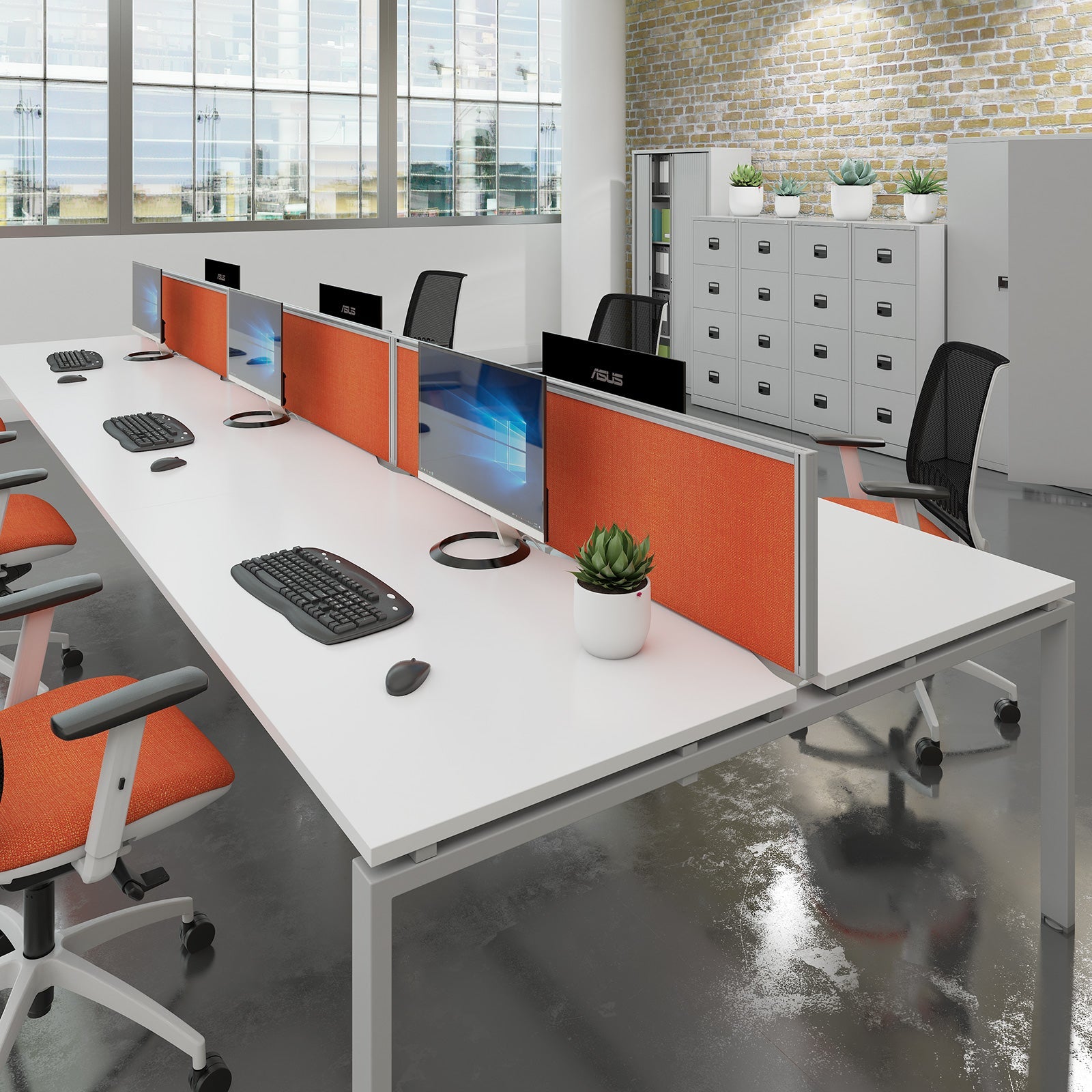 Aluminium framed screen rear bracket - mid-runs