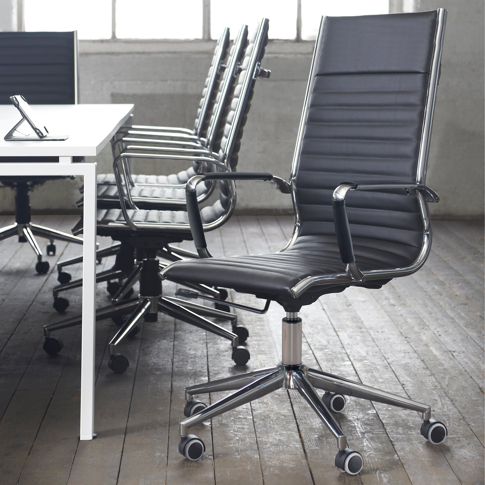 Bari high back executive chair