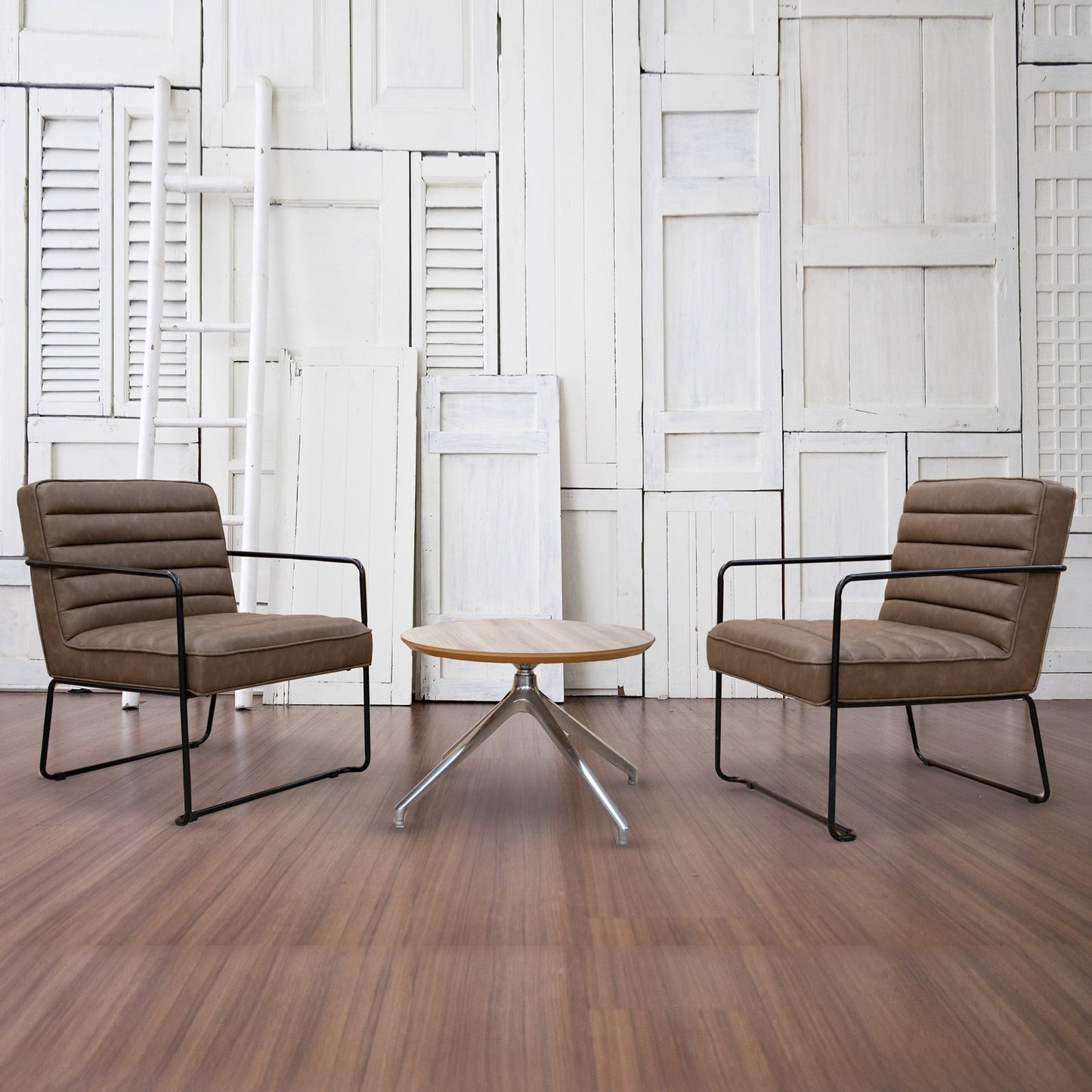 Decco faux leather lounge chair