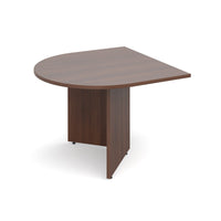 Arrow head leg radial extension table