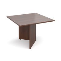 Arrow head leg square extension table