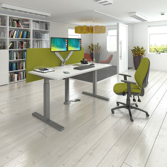 Vibe Elev8 screen for single desks