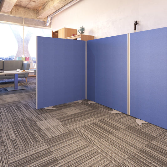 Floor standing fabric screen