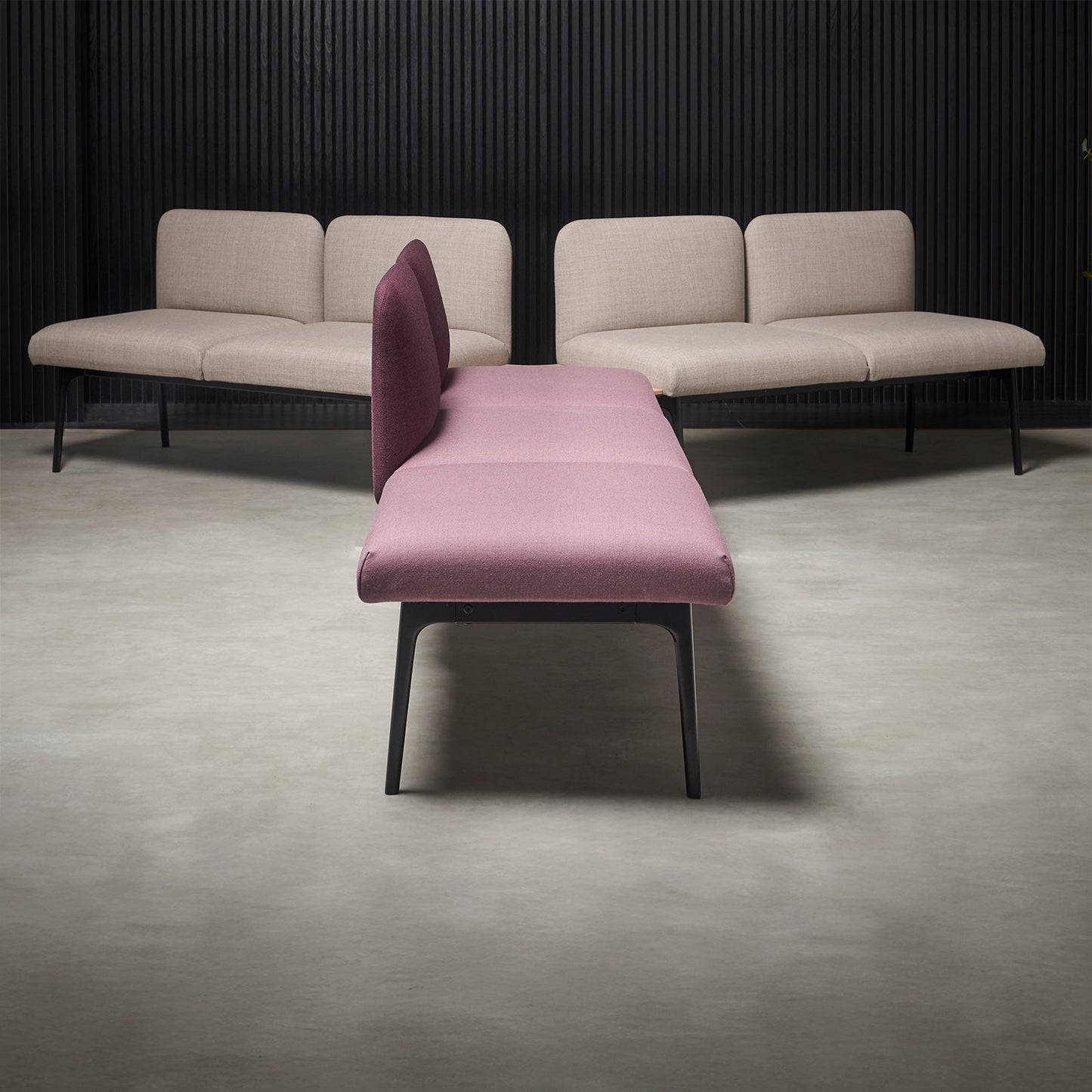 Kayla triangular linking table 