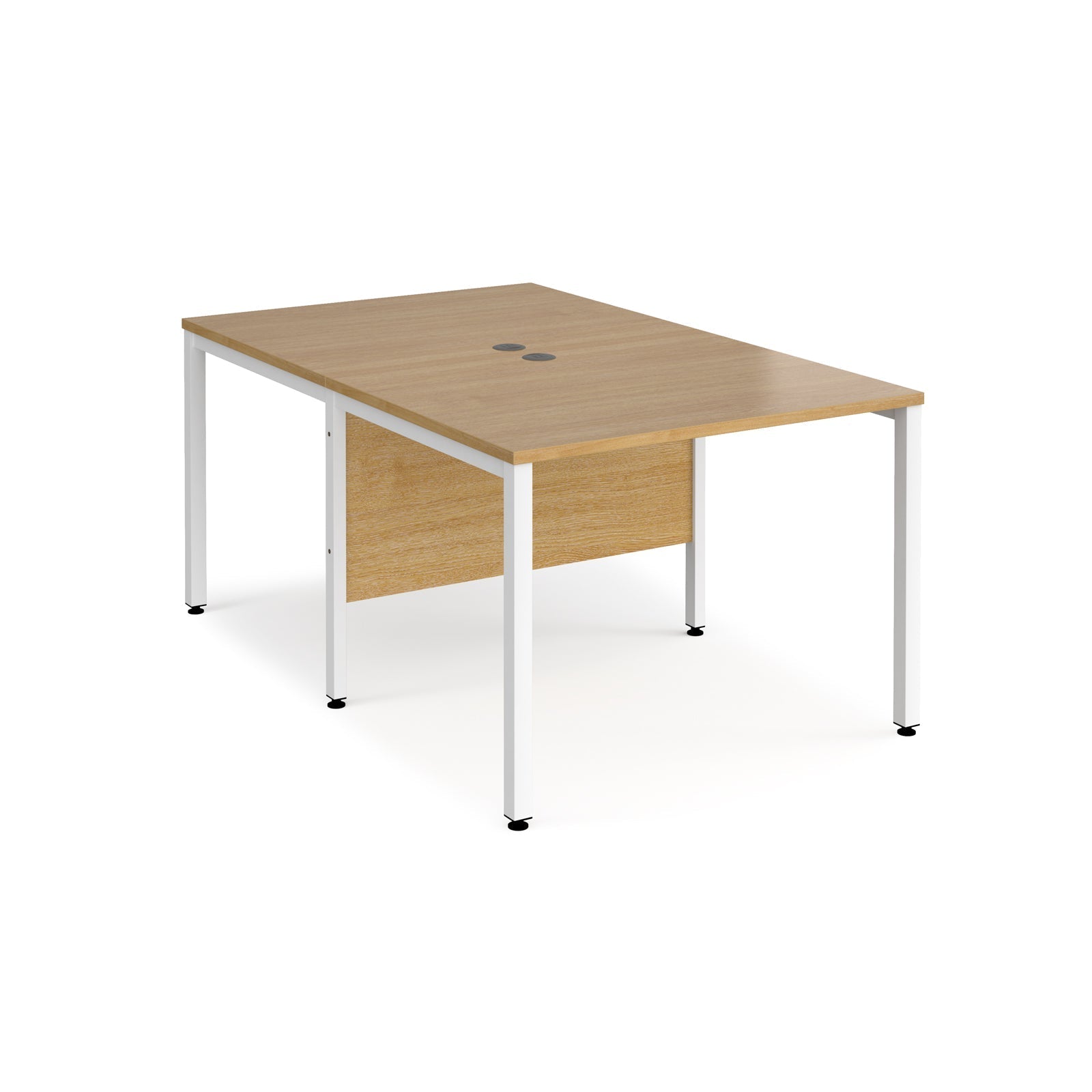 Maestro 25 bench back to back straight desks 1600mm