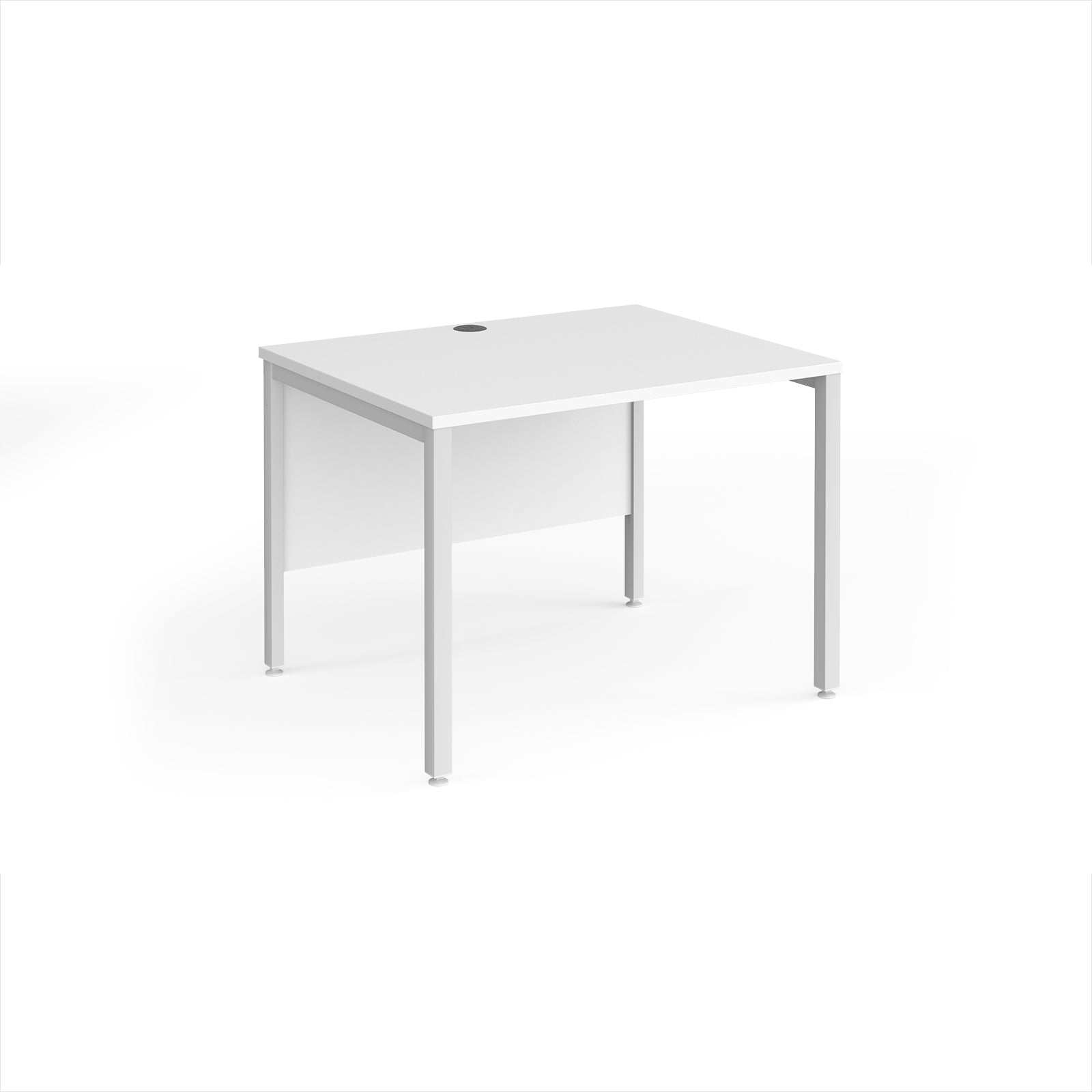 Maestro 25 bench 800mm deep desk