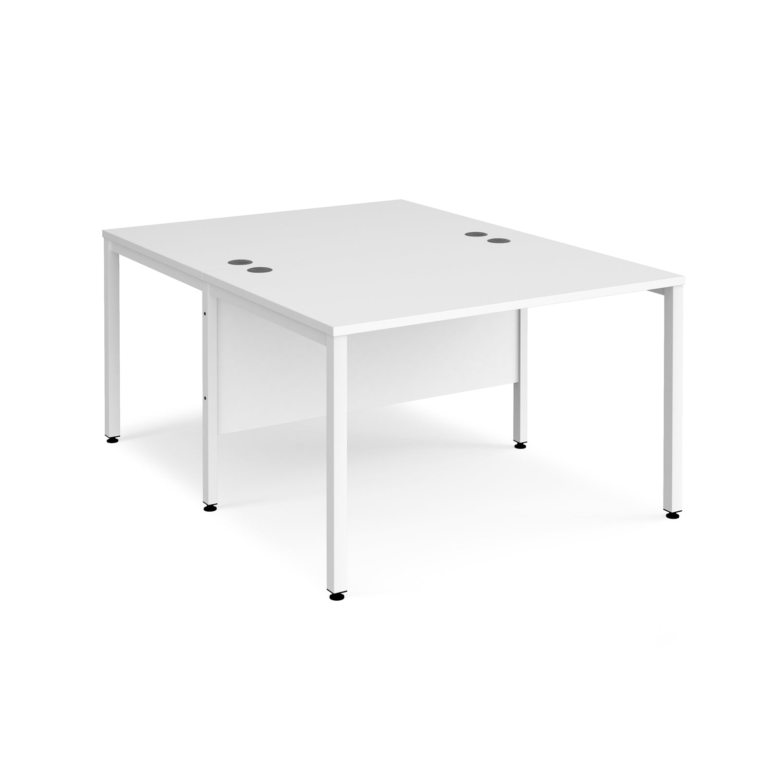 Maestro 25 bench back to back straight desks 1600mm