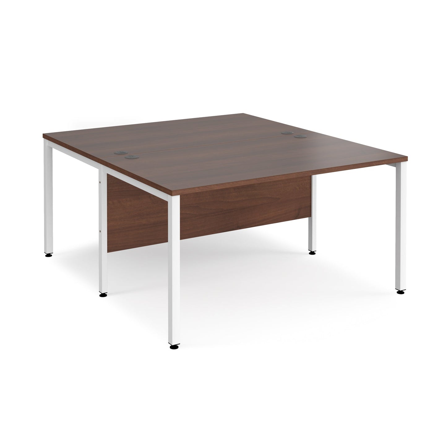 Maestro 25 bench back to back straight desks 1600mm