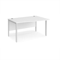 Maestro 25 bench right hand wave desk