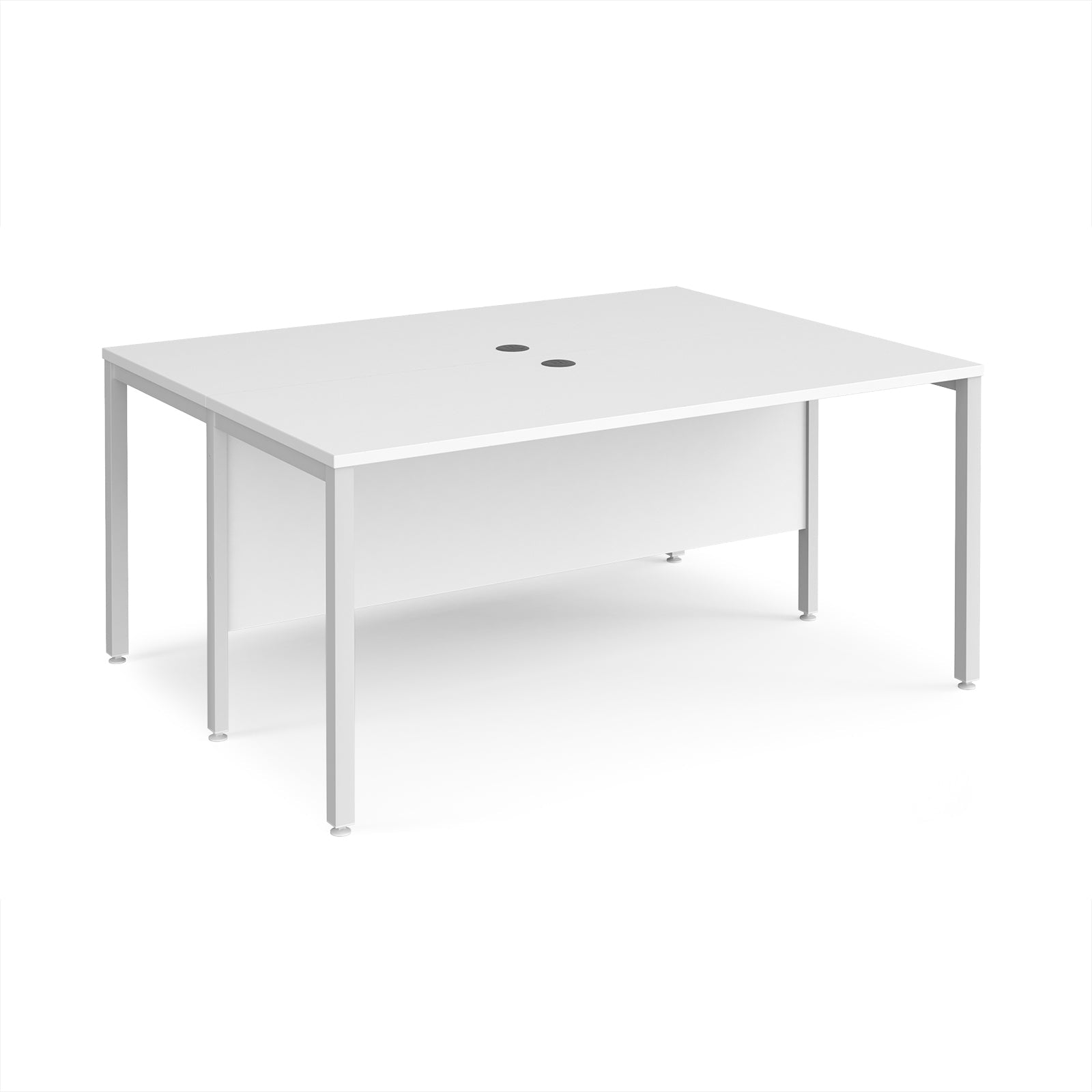 Maestro 25 bench back to back straight desks 1200mm