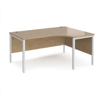 Maestro 25 bench right hand ergonomic desk