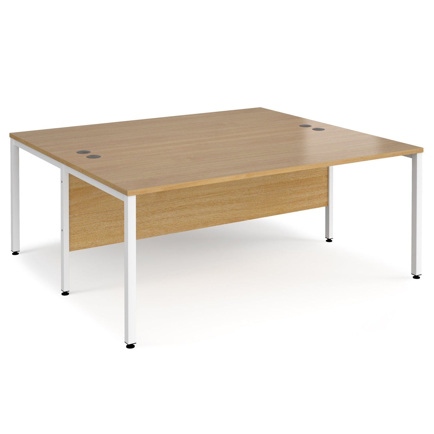 Maestro 25 bench back to back straight desks 1600mm