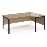 Maestro 25 bench right hand ergonomic desk