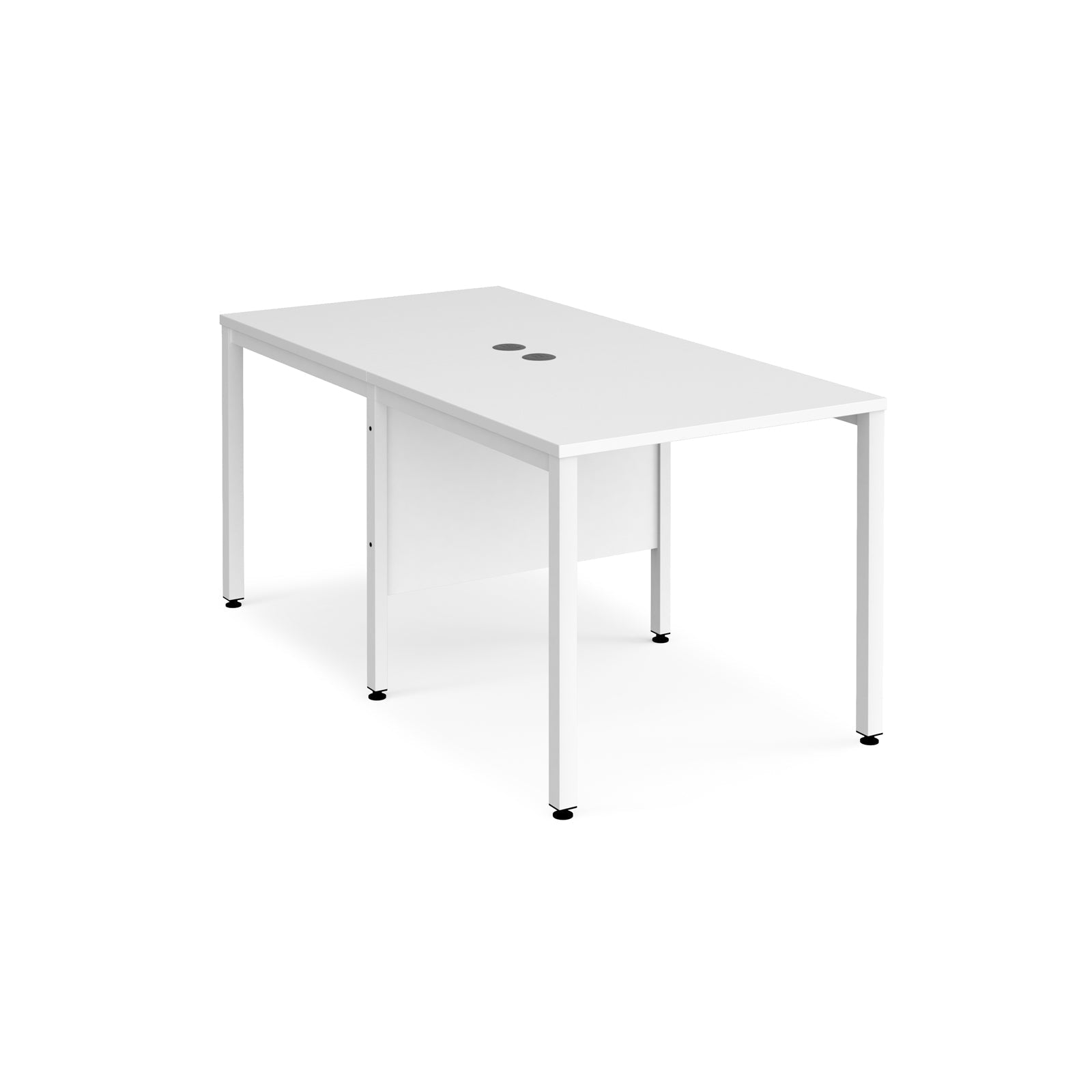 Maestro 25 bench back to back straight desks 1600mm