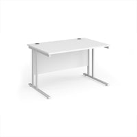 Maestro 25 cantilever 800mm deep desk