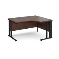 Maestro 25 cable managed right hand ergonomic desk