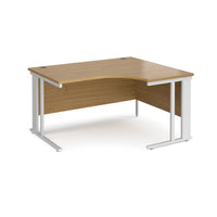 Maestro 25 cable managed right hand ergonomic desk