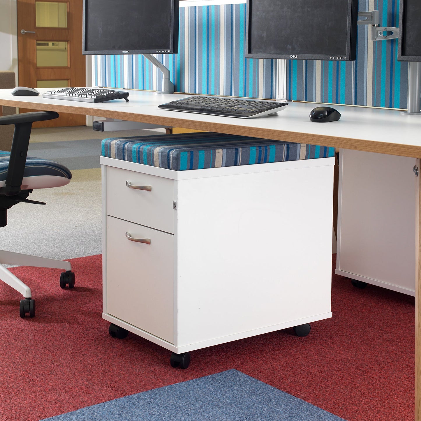 Mobile pedestal seat pad kit
