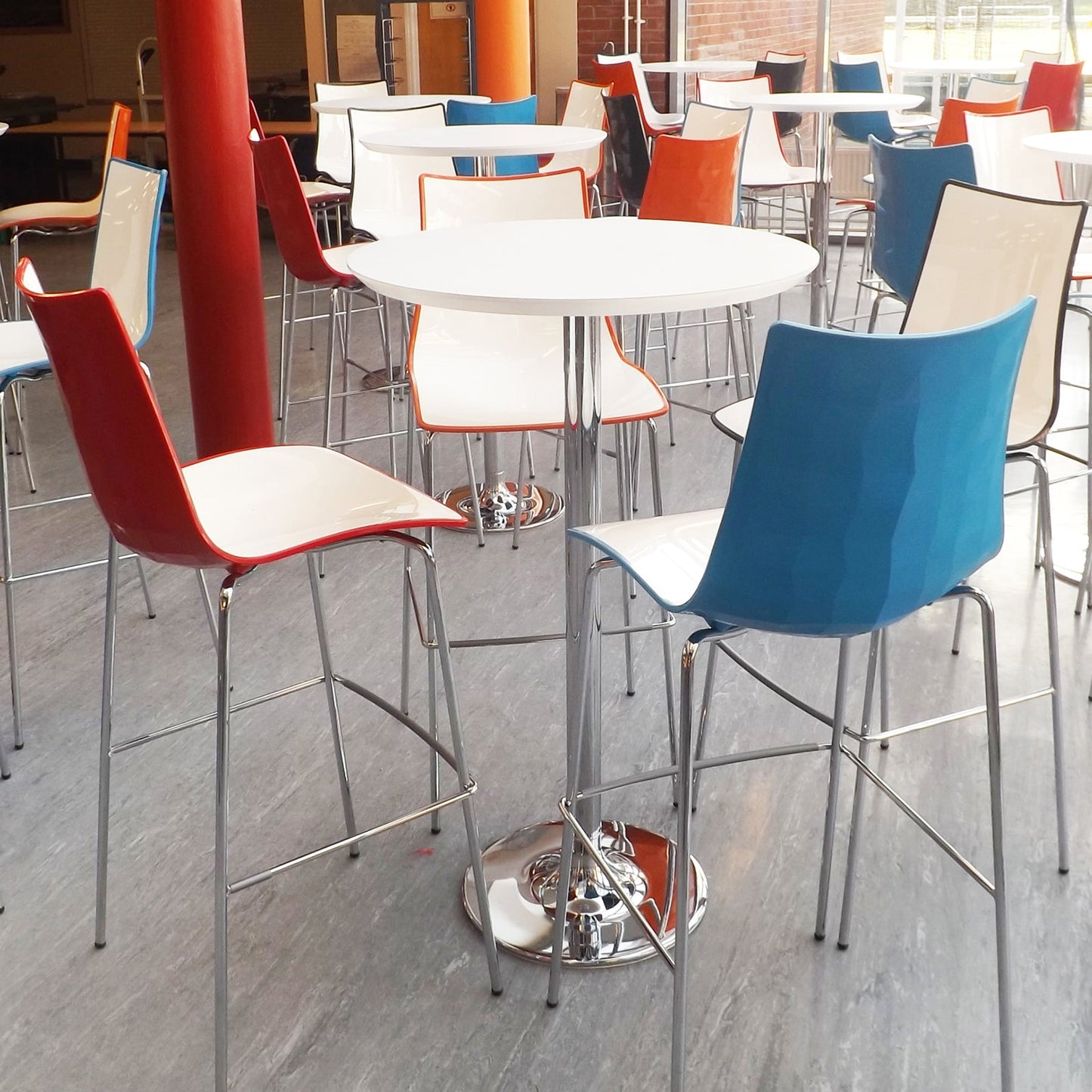 Pisa rectangular poseur table with round bases