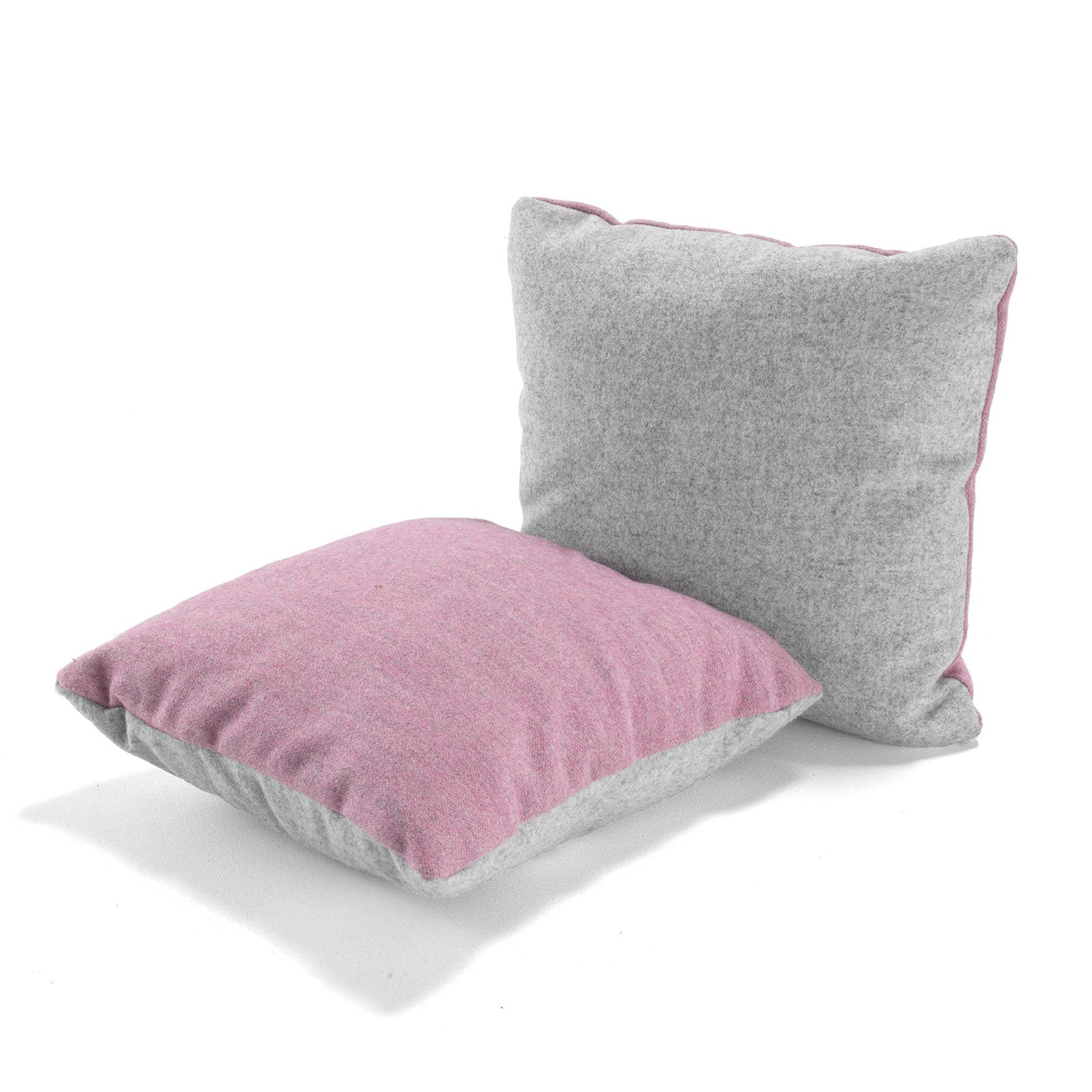 Fibre fill scatter cushion