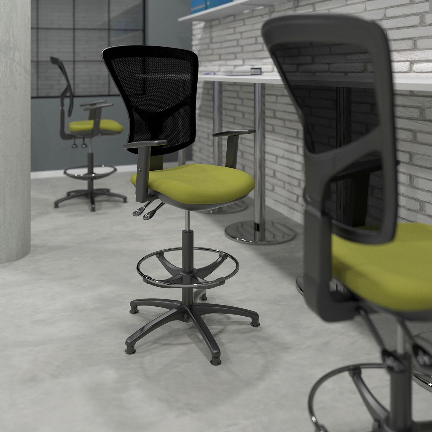 Senza mesh back draughtsman's chair