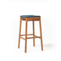 Stark Stool