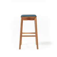 Stark Stool