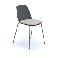 Strut chair with seat pad and chrome 4 leg frame