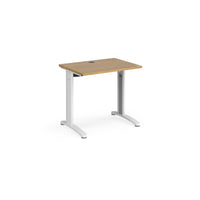 TR10 straight desk 600mm deep