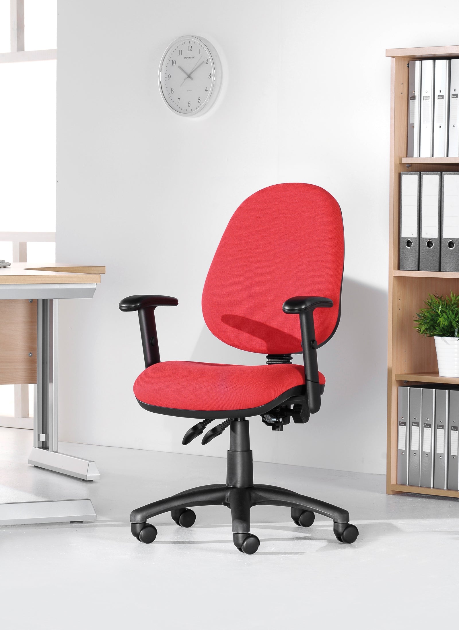 Vantage 100 2 lever PCB operators chair